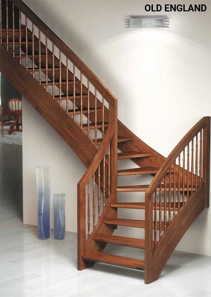Esperia, Escalier moderne