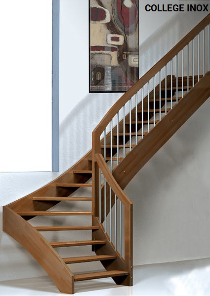 Esperia, Loft stairs