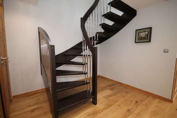 mobirolo staircases in england 